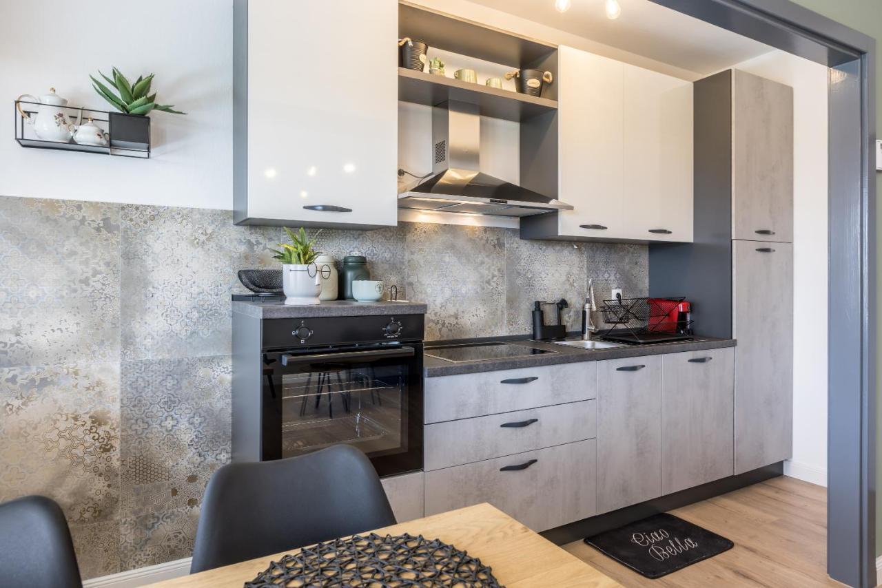 Citrus Accommodation Kaštela Eksteriør bilde